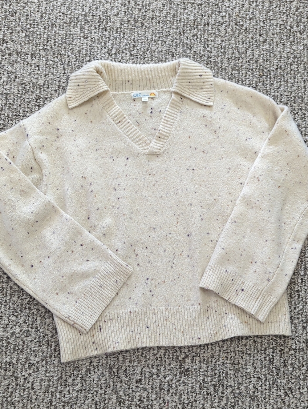 C&C California Cream Speckled V-Neck Sweater with Collar